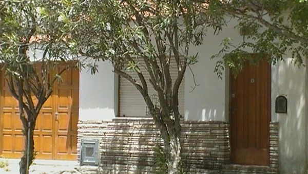 2 Ambientes en Planta Baja - Estacionamiento - Barrio El Silvio - A 3 cuadras de la playa - a 7 cuadras del centro - Departamento en Mar de Ajó