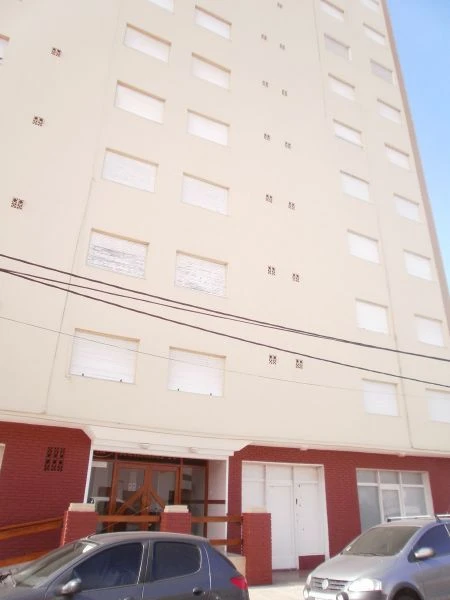 Monoambiente de categoría en zona comercial - A 1 cuadra del mar - Muy buena ubicacion - Departamento en Costa Azul