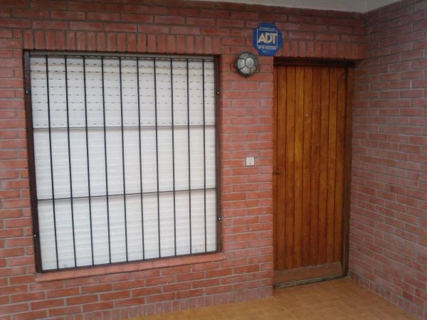 3 Ambientes - Espacio GuardaCoche - A 4 cuadras del mar - ideal para descansar - Dúplex/Tríplex en Mar de Ajó