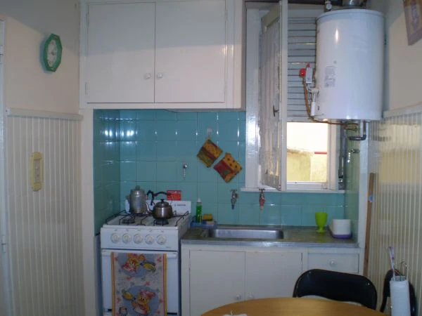Excepcional Oportunidad para Finde Semana Largo de Marzo y Semana Santa- Precios Accesibles. - Sobre calle peatonal - a 1 cuadra del mar - Departamento en Mar de Ajó