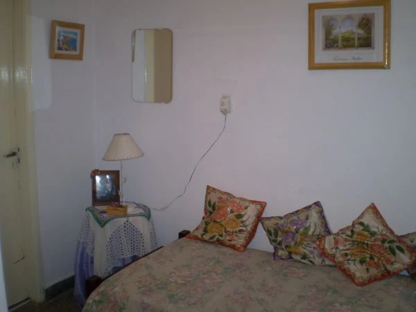 Excepcional Oportunidad para Finde Semana Largo de Marzo y Semana Santa- Precios Accesibles. - Sobre calle peatonal - a 1 cuadra del mar - Departamento en Mar de Ajó