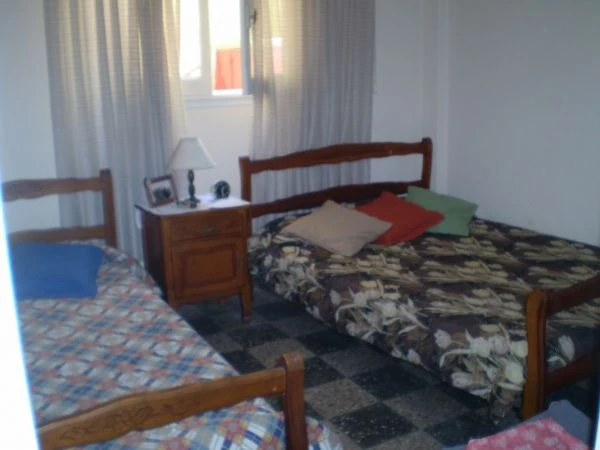 Excepcional Oportunidad para Finde Semana Largo de Marzo y Semana Santa- Precios Accesibles. - Sobre calle peatonal - a 1 cuadra del mar - Departamento en Mar de Ajó