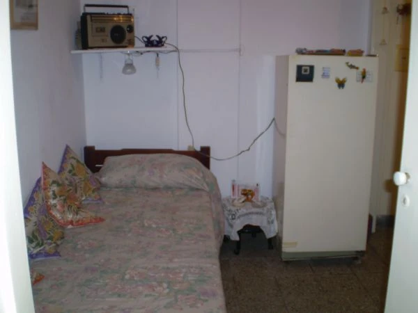 Excepcional Oportunidad para Finde Semana Largo de Marzo y Semana Santa- Precios Accesibles. - Sobre calle peatonal - a 1 cuadra del mar - Departamento en Mar de Ajó