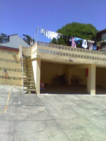 3 Ambientes - Cochera Cubierta - A 2 cuadras de la calle peatonal - a 4 cuadras del mar - Dúplex/Tríplex en San Bernardo