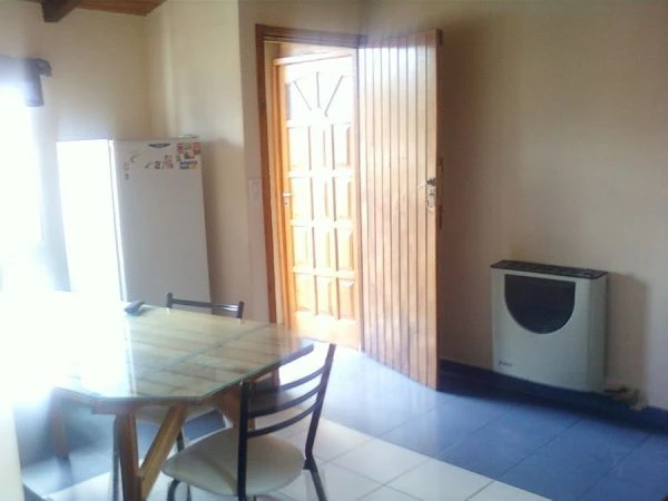 2 ambientes - Espacio para vehículo - 3 cuadras de la playa y 5 del centro - Departamento en Mar de Ajó
