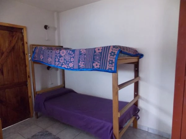 2 Ambientes -Espacio para vehículo - 4 cuadras de la playa y 3 cuadras del centro - Departamento en Costa Azul