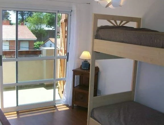 3 Ambientes con Cochera - A Estrenar - A 1½ cuadra del mar - Departamento en La Lucila del Mar