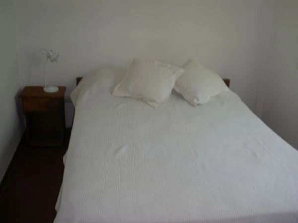 2 Ambientes - 2do Piso por Escalera - Recientemente Restaurado - Ideal Parejas - A 1 cuadra de la peatonal - a 2 cuadras del mar - Departamento en Mar de Ajó