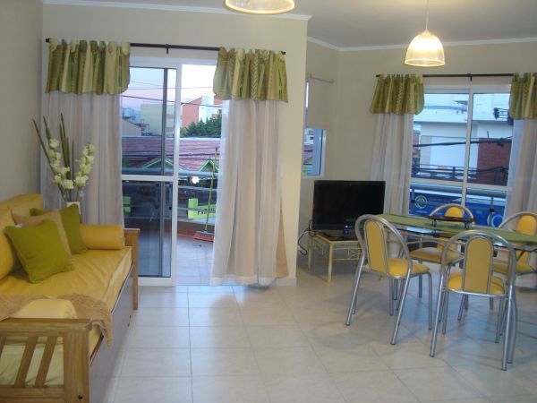 3 ambientes con parrilla - a 1 cuadra del mar - Departamento en Mar de Ajó