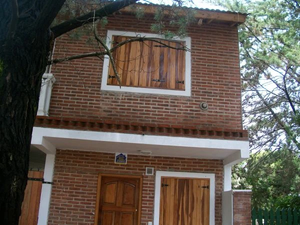 4 ambientes - Zona arbolada y tranquila - Dúplex/Tríplex en San Bernardo