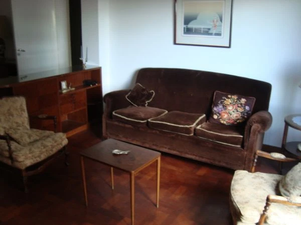 4 ambientes - Balcón al frente - Zona céntrica - Departamento en Mar del Plata