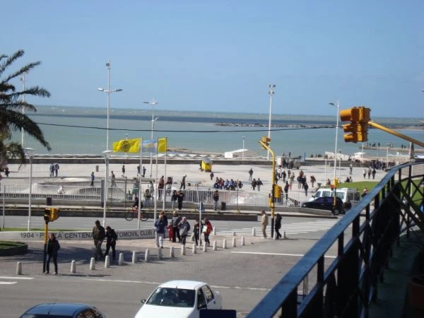 4 ambientes - Balcón al frente - Zona céntrica - Departamento en Mar del Plata
