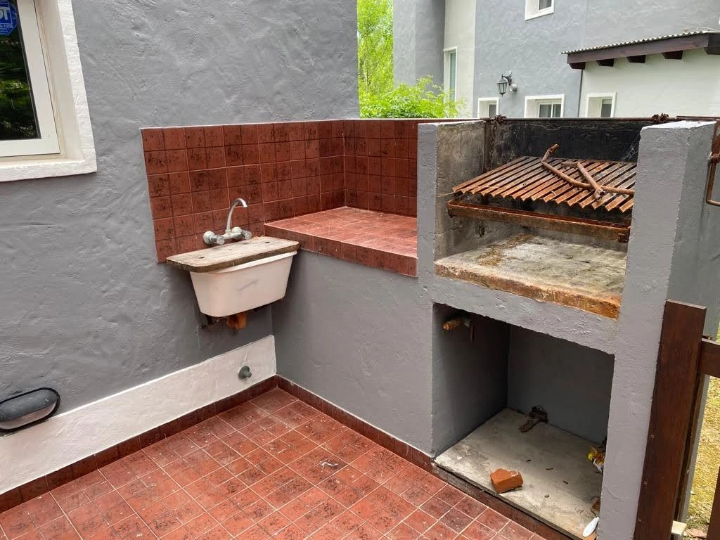 4 ambientes con entrada de auto - a 1 cuadra del mar - Cabaña en Mar de las Pampas