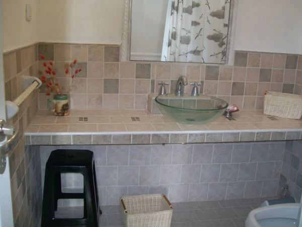 Complejo: 2 Ambientes con Estacionamiento - Piscina Compartida y Solarium - A 5 cuadras del centro - a 7 cuadras de la playa - Cabaña en La Lucila del Mar