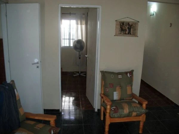 3 1/2 Ambientes al Frente - Estacionamiento - A 3 1/2 Cuadras del Mar - Dúplex/Tríplex en Mar del Tuyú