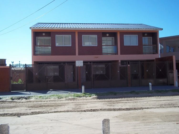 3 Ambientes con Estacionamiento - Disfrute sus Vacaciones en Familia - A 2 cuadras del mar  - Dúplex/Tríplex en Mar de Ajó