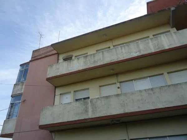 Monoambiente con Cochera - 2do Piso por Escalera - A 2 Cuadras del Mar en Punta Mogotes - Departamento en Mar del Plata