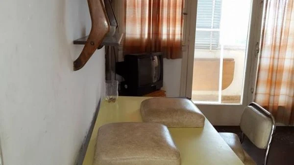 Monoambiente con Cochera - 2do Piso por Escalera - A 2 Cuadras del Mar en Punta Mogotes - Departamento en Mar del Plata