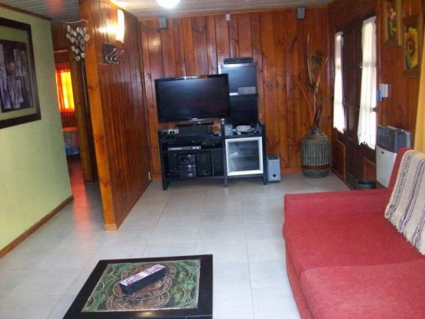 4 Ambientes - Entrada de Auto - Excelente lugar para descansar -  - Casa/Chalet en San Bernardo