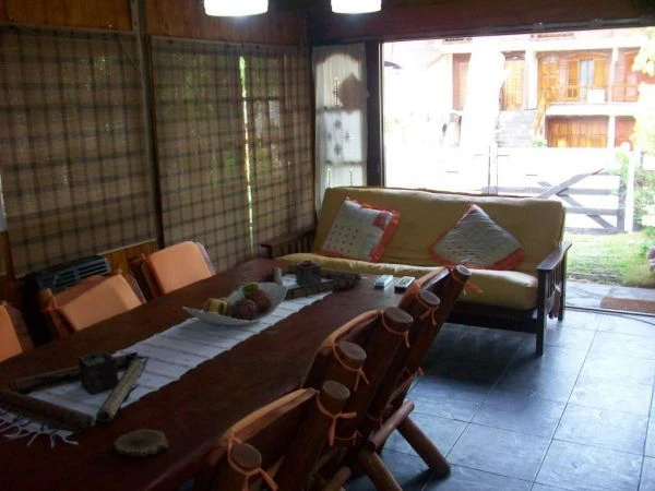 4 Ambientes - Entrada de Auto - Excelente lugar para descansar -  - Casa/Chalet en San Bernardo