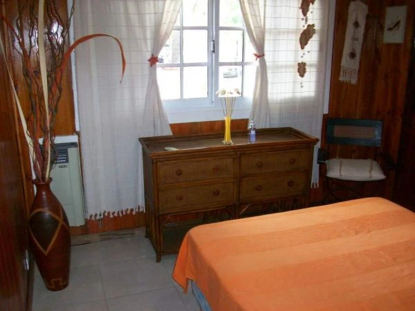 4 Ambientes - Entrada de Auto - Excelente lugar para descansar -  - Casa/Chalet en San Bernardo