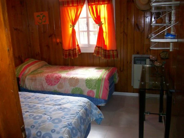 4 Ambientes - Entrada de Auto - Excelente lugar para descansar -  - Casa/Chalet en San Bernardo