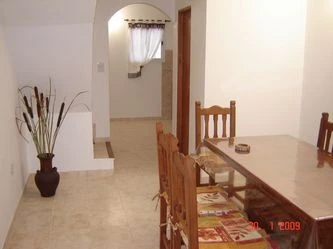 Hermosos tríplex de 4 ambientes muy equipados. - A 2 cuadras del mar y a 3 del centro - Dúplex/Tríplex en Las Toninas