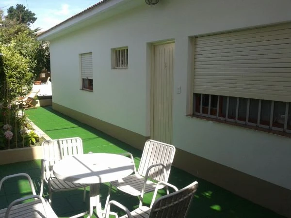 Casa con cochera a 2 cuadras del mar - Excelente ubicación - Casa/Chalet en Costa Azul