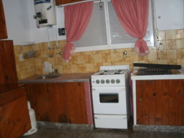 Excelente estado y ubicación - 1/2 cuadra del mar y a 5 cuadras del centro - Casa/Chalet en Santa Teresita