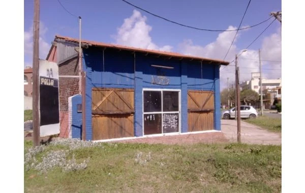Local en alquiler frente al mar - con lote 20x20 - Local en Las Toninas