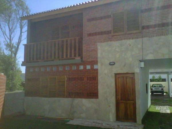 Complejo de hermosos tríplex para 6 u 8 personas - a 8 cuadras del centro y 2 del mar - Dúplex/Tríplex en San Bernardo