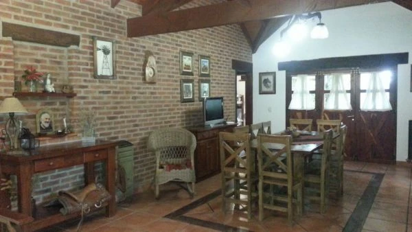 Hermoso Chalet - 5 Ambientes Totalmente Equipado - A 4 cuadras del mar - Casa/Chalet en Costa del Este