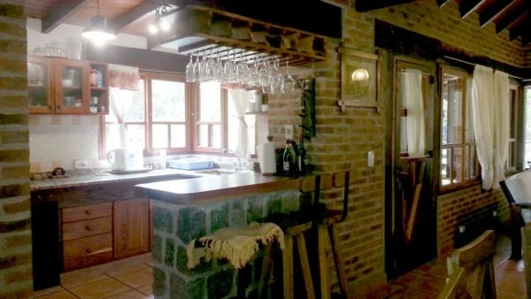 Hermoso Chalet - 5 Ambientes Totalmente Equipado - A 4 cuadras del mar - Casa/Chalet en Costa del Este