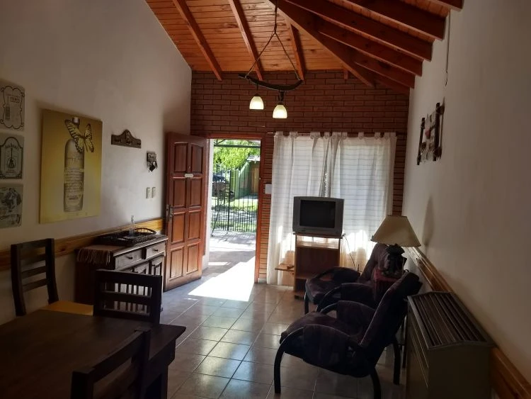 Casa en La Lucila - A media cuadra de la plaza y a 4 cuadras de la playa.&#8203; - Casa/Chalet en La Lucila del Mar