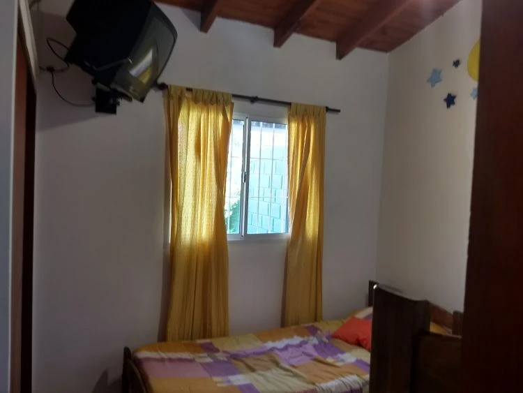 Casa en La Lucila - A media cuadra de la plaza y a 4 cuadras de la playa.&#8203; - Casa/Chalet en La Lucila del Mar