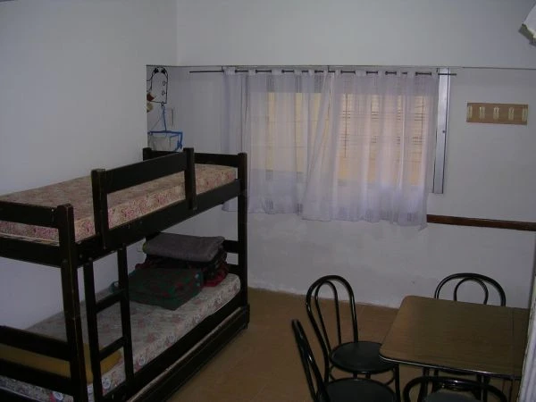 Excelente Ubicacion !!! - 1/2 cuadra del mar y 3 del centro - Departamento en Santa Teresita