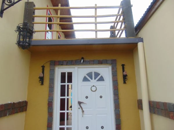 Complejo La Maribel - 3 Ambientes - Precios Promocionales - A 700 mts del mar en el Pinar de La Lucila, ideal para descansar y disfrutar de la tranquilidad. - Dúplex/Tríplex en La Lucila del Mar