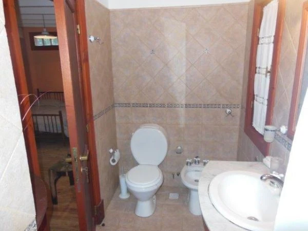 Cabaña Monoambiente - Excelente Ubicación - A 3 cuadras del mar - A 3 cuadras del centro comercial - Cabaña en Cariló