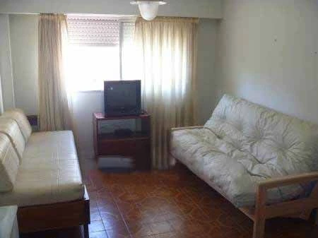 2 Ambientes muy luminoso - Cochera descubierta - A 3 cuadras del mar - Departamento en San Bernardo