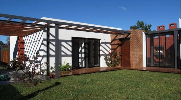 En planta baja para 4/6 personas - Moderna, amplia, luminosa, de alta calidad de construcción y detalles de categoría - Casa/Chalet en Mar de Ajó