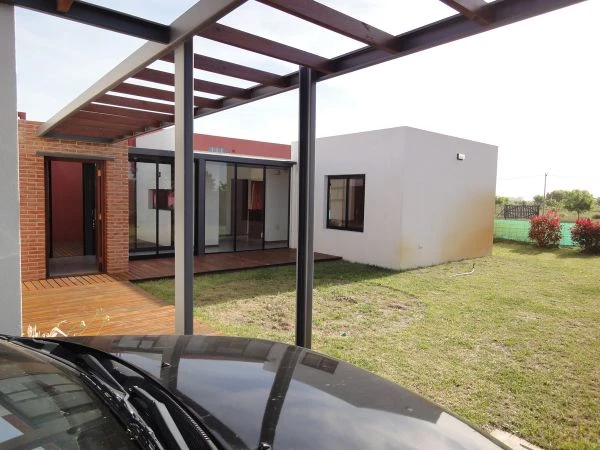 En planta baja para 4/6 personas - Moderna, amplia, luminosa, de alta calidad de construcción y detalles de categoría - Casa/Chalet en Mar de Ajó