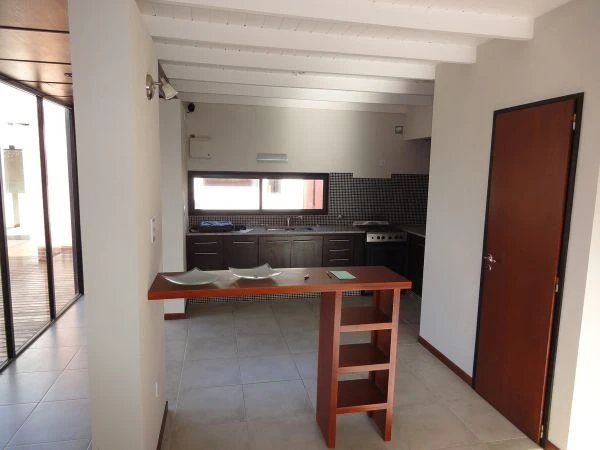 En planta baja para 4/6 personas - Moderna, amplia, luminosa, de alta calidad de construcción y detalles de categoría - Casa/Chalet en Mar de Ajó