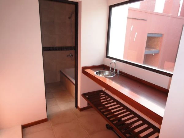 En planta baja para 4/6 personas - Moderna, amplia, luminosa, de alta calidad de construcción y detalles de categoría - Casa/Chalet en Mar de Ajó
