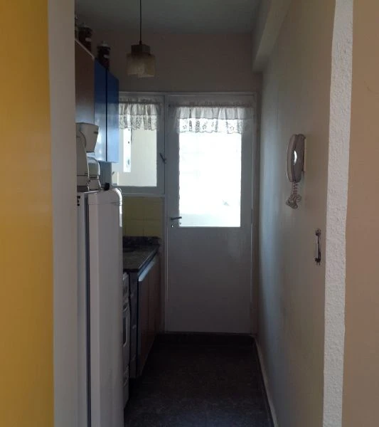 2 Ambientes - 4to Piso al Frente - Balcón con Vista al Mar - A metros del mar - A 2 cuadras del Paseo de los Artesanos - Departamento en Villa Gesell