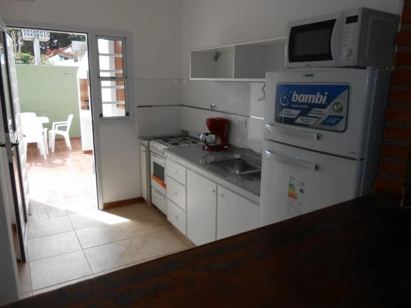 A estrenar. 4 amplios ambientes. Excelente Ubicación - A 2 cuadras del mar - Dúplex/Tríplex en La Lucila del Mar