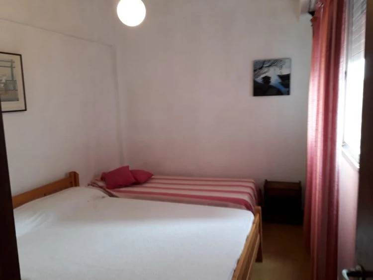 2 Ambientes en 5to Piso - Atendido por sus Dueños - Con vista al Mar - Sobre Peatonal, a 1 cuadra del Mar. - Departamento en San Bernardo