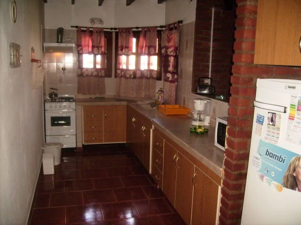 4 Ambientes - Con Gran Parque - Con estacionamiento - Ubicado a 50 mts. del Mar - A 2 cuadras del centro - Casa/Chalet en La Lucila del Mar