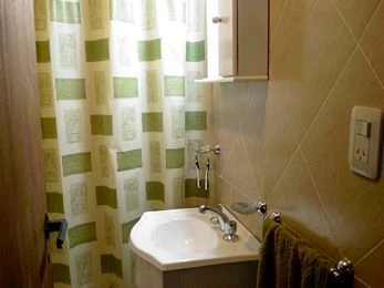 Complejo de cabañas - Tipo Departamento. - Ubicado a 200 mts del Mar - Cabaña en La Lucila del Mar