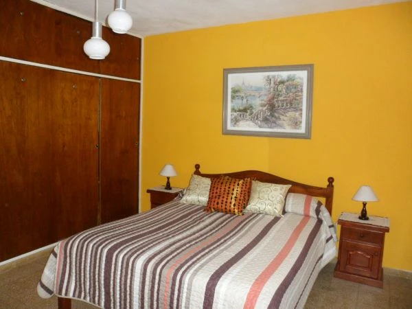 Hermosa Casa - Luminosa - Gran Confort - A 3 cuadras del mar  - Dúplex/Tríplex en La Lucila del Mar