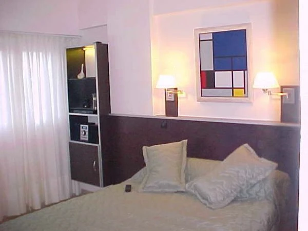 1 1/2 Ambiente - Departamentos del Sol - Excelente ubicación - Ubicado sobre la peatonal Villa Balnearia - a 150mts de los balnearios - Departamento en Necochea